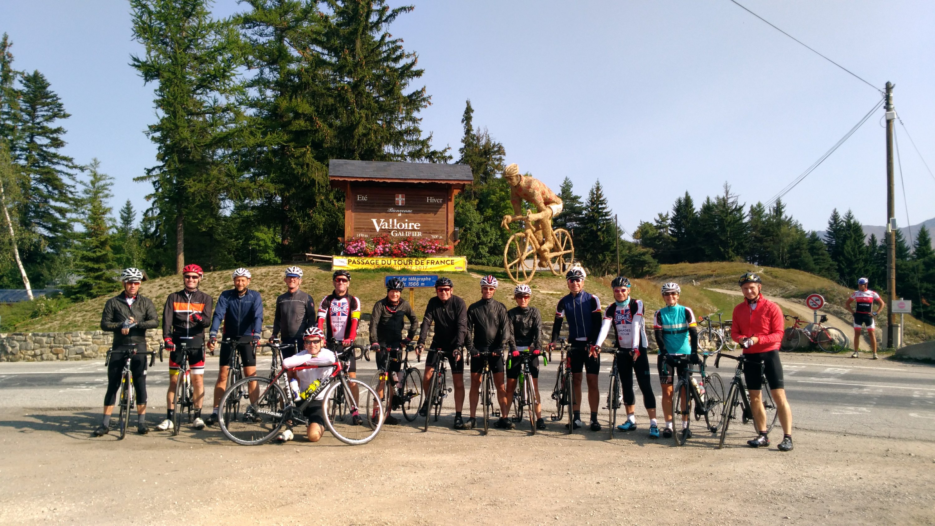 Cycle hire group top of Telegraphe September 2017